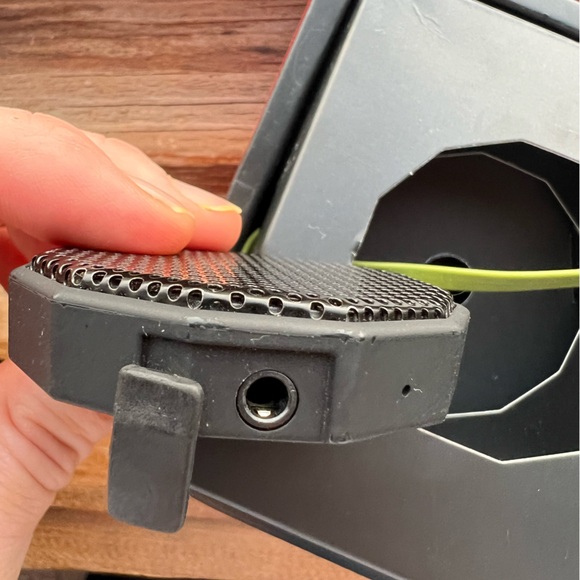 Outdoor Tech x SMITH Helmet speakers - Picture 3 of 4